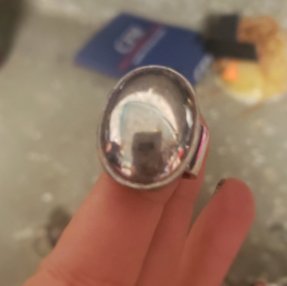 Rings - Picture 4 of 6